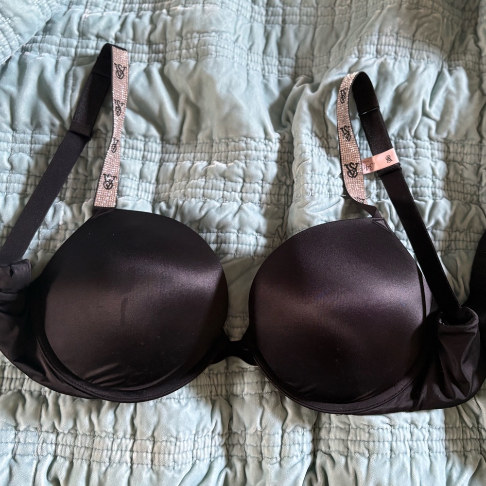 Victoria's Secret Black add two cup shine bra
